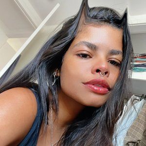 Meet your Posher, Luciana